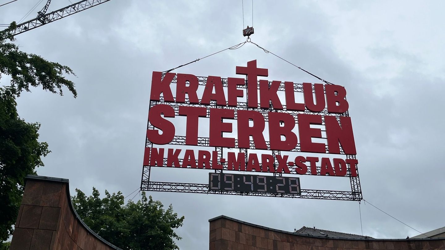 Kultur: Sterben in Karl-Marx-Stadt – Kraftklub-Überraschungskonzert