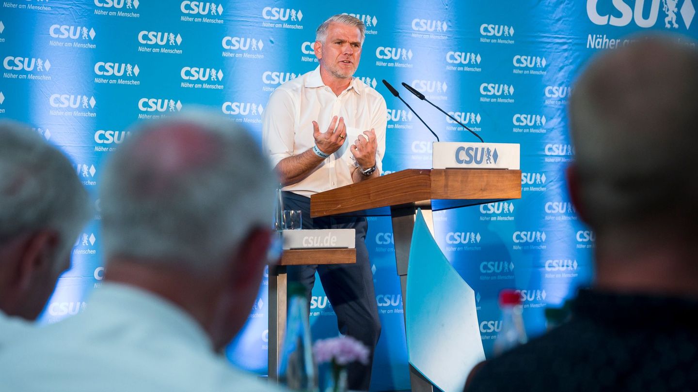 Bezirksparteitag: CSU-Unterfranken bestätigt Steffen Vogel im Vorsitz