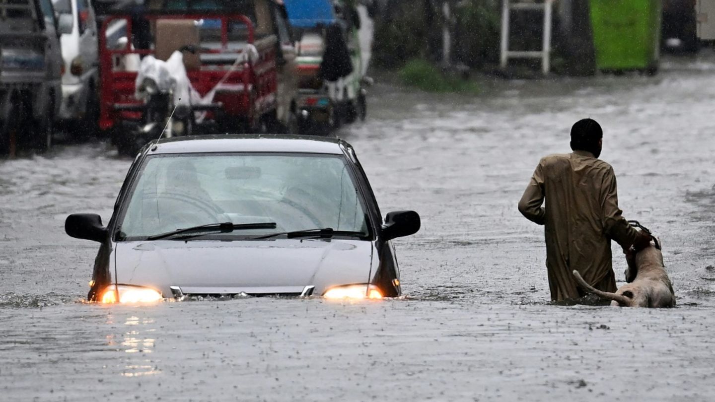 Mehr als 50 Tote durch heftigen Monsun-Regen und Überschwemmungen in Pakistan