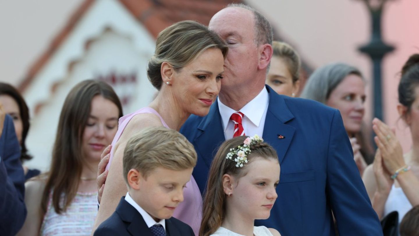 Albert von Monaco feiert 20. Thronjubiläum: Inniger Auftritt der Fürstenfamilie