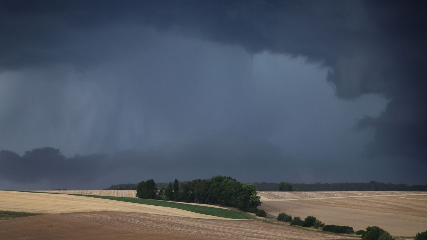 Wetter: Bis zu 150 Liter Regen: Unwetter in Süddeutschland erwartet
