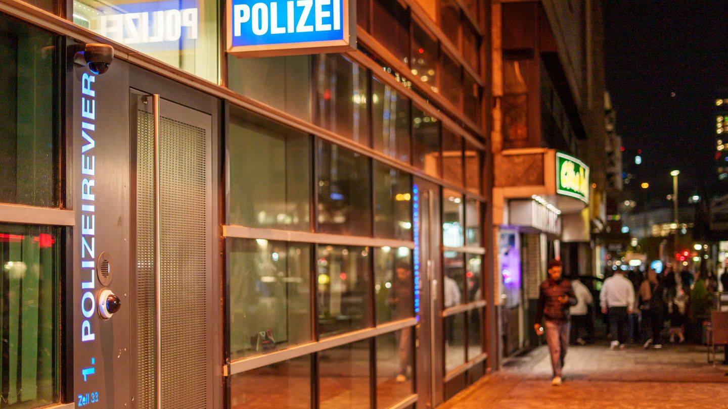 Fehlverhalten in Uniform: Ermittlungen gegen Polizisten – Experte zu möglichen Gründen